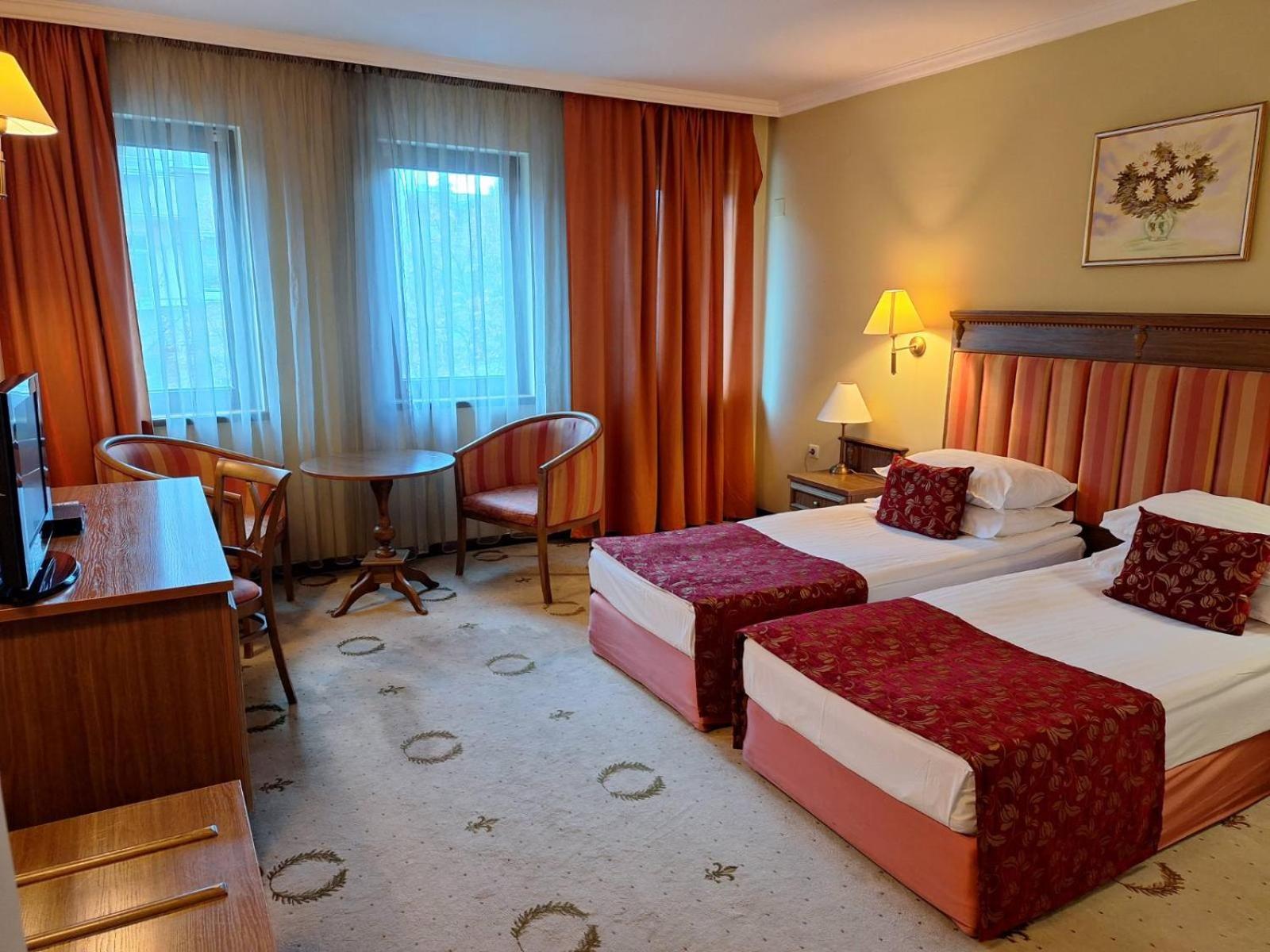 Efir Hotel Stara Zagora Ngoại thất bức ảnh
